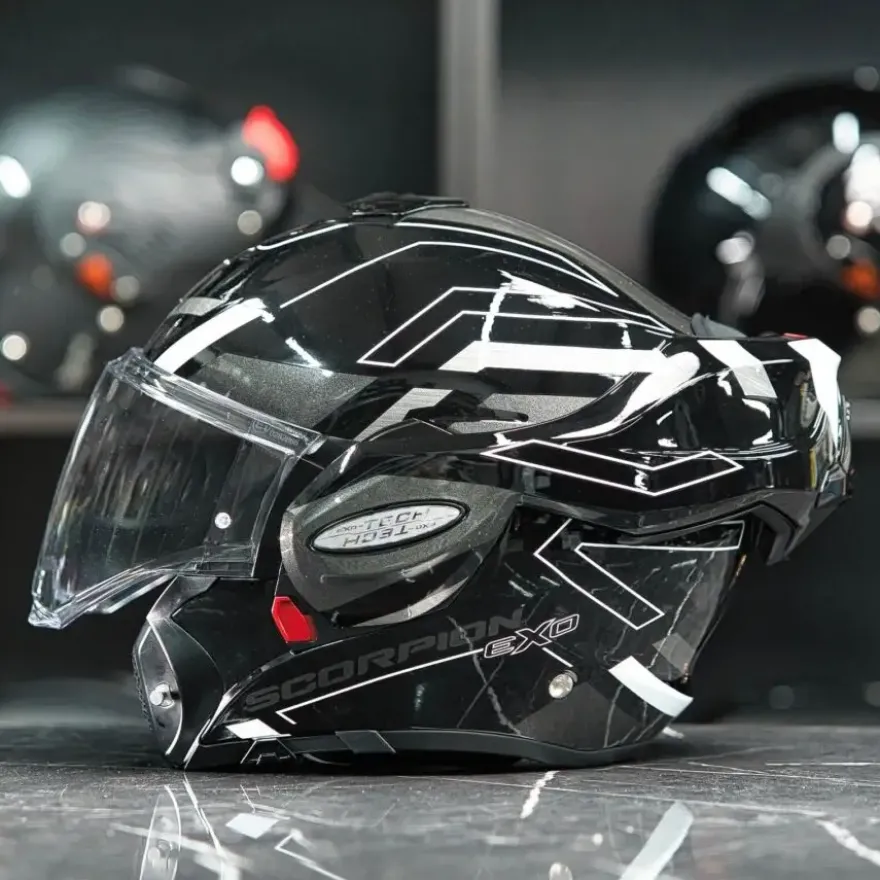 Scorpion Exo-Tech Evo Conquer Black-White