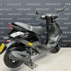 SOLD PIAGGIO Zip FHJ-57-P