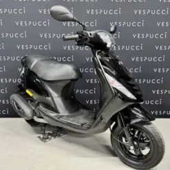 SOLD PIAGGIO Zip FHJ-57-P