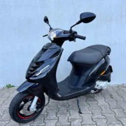 SOLD PIAGGIO Zip 25km/h FJB-16-P