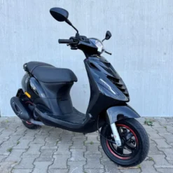 SOLD PIAGGIO Zip 25km/h FJB-16-P