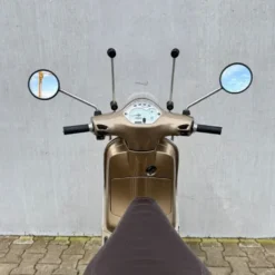 SOLD Vespa LX 50 F-180-GT