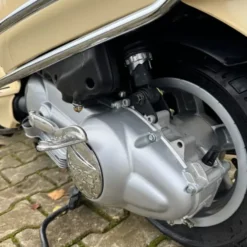 SOLD Vespa LXV 125 MV-ZN-63