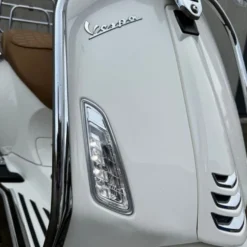 SOLD Vespa Primavera Bianco FJR-48-Z