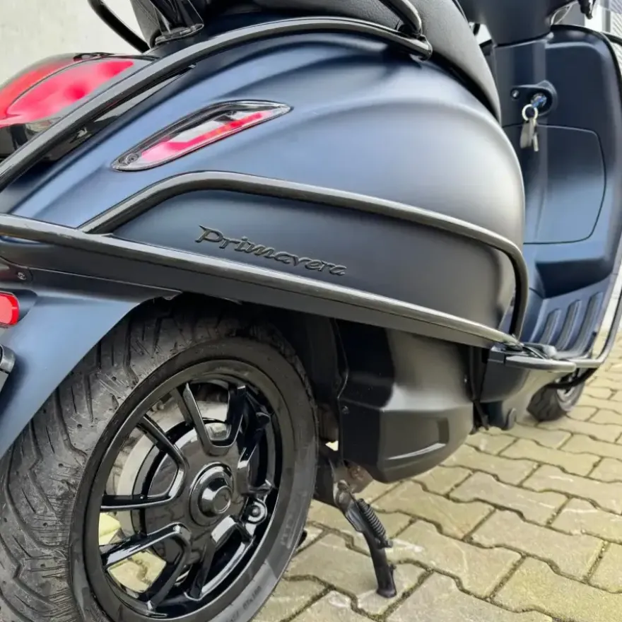 SOLD Vespa Primavera Custom Opaco Dark Blue DXF-03-R