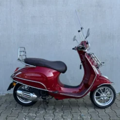 SOLD Vespa Primavera Touring Rood DST-55-L