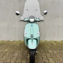 SOLD Vespa Primavera Verde Relax DTZ-74-T