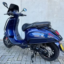 SOLD Vespa Sprint Custom Balmoral Blue FJG-11-T