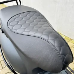 SOLD Vespa Sprint Custom Black to Blue DNH-97-P
