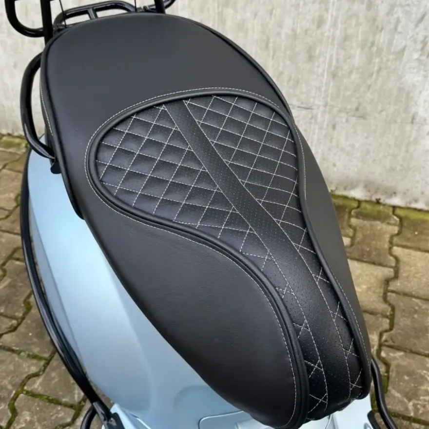 SOLD Vespa Sprint Custom Crystal Meth FFG-54-L