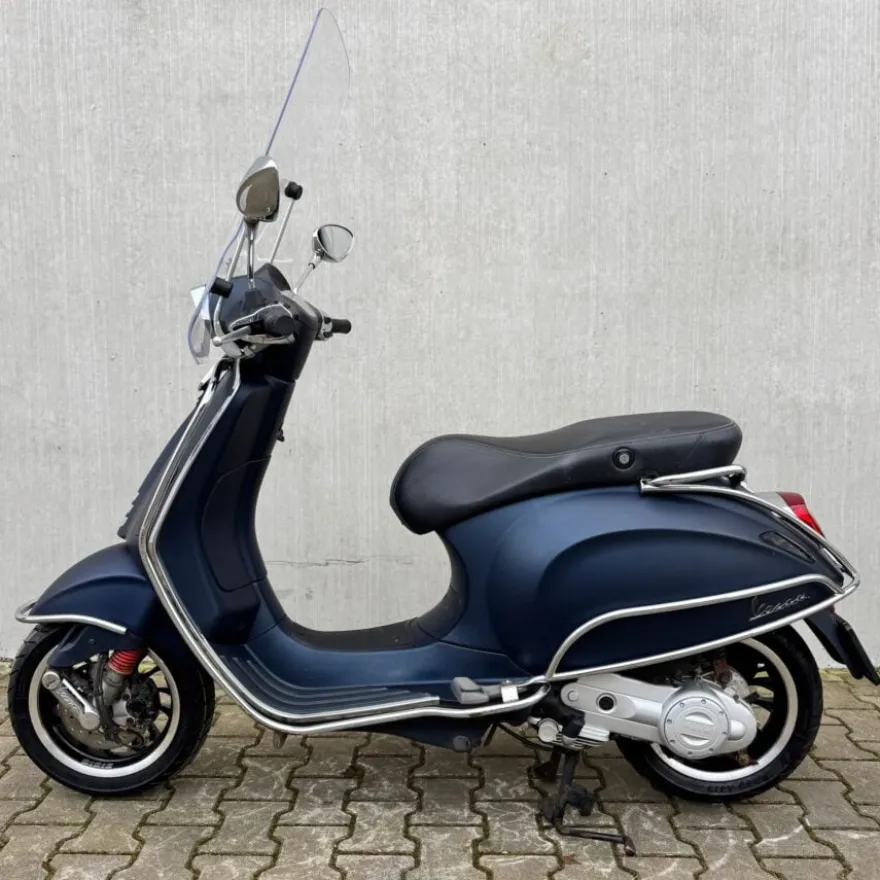 SOLD Vespa Sprint Custom Opaco Blue DRF-63-P