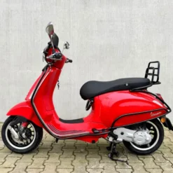 SOLD Vespa Sprint Glans Rood DRF-80-P
