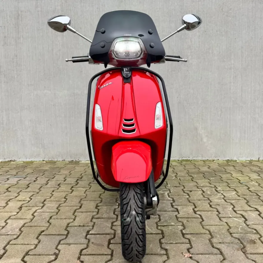 SOLD Vespa Sprint Glans Rood DRF-80-P