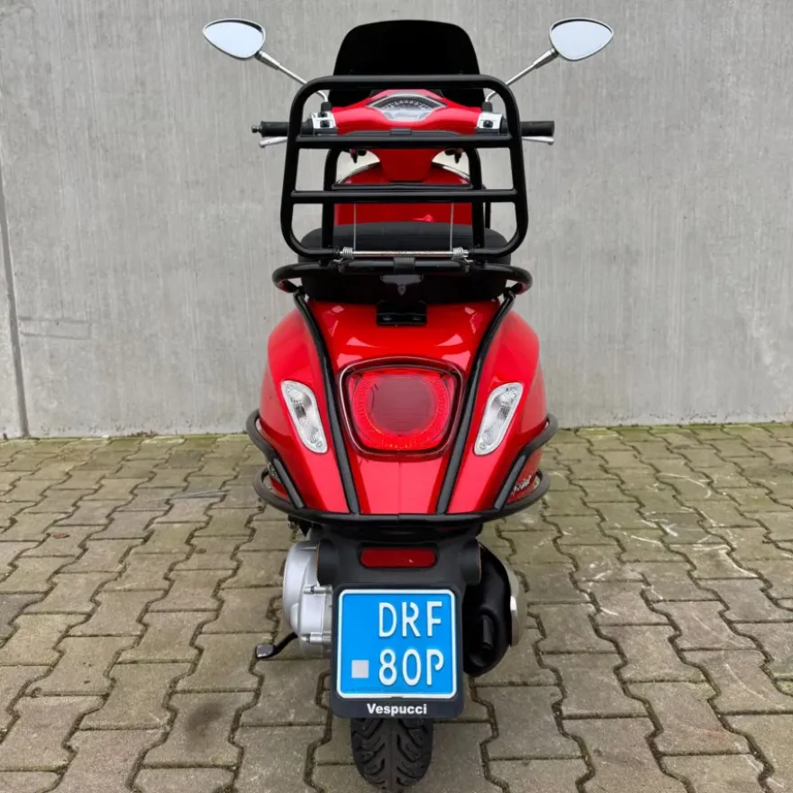 SOLD Vespa Sprint Glans Rood DRF-80-P