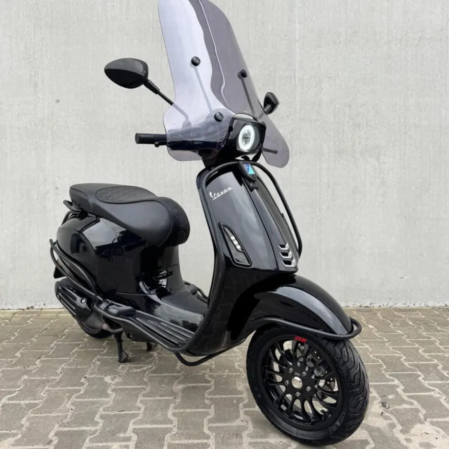 SOLD Vespa Sprint Glans Zwart DRF-53-P