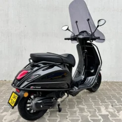 SOLD Vespa Sprint Glans Zwart DRF-53-P