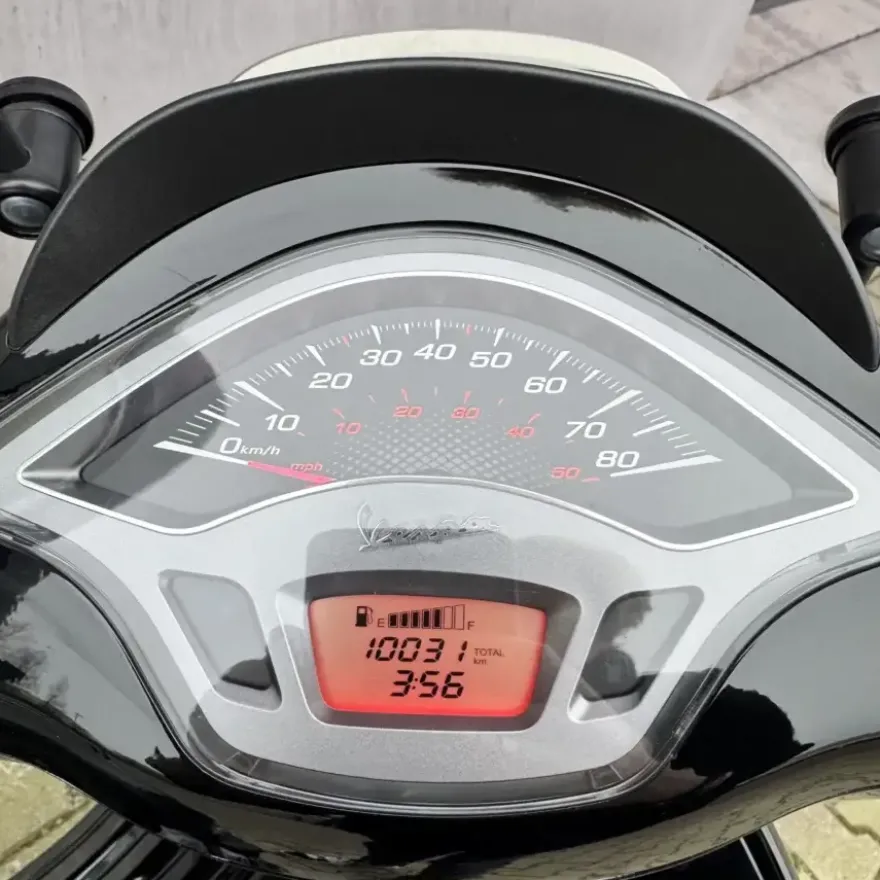 SOLD Vespa Sprint Glans Zwart DRF-59-P