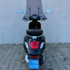 SOLD Vespa Sprint Glans Zwart FHF-29-X