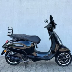 SOLD Vespa Sprint Glans Zwart FGX-51-F 3749