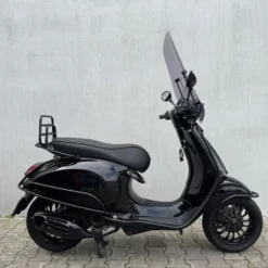SOLD Vespa Sprint Glans Zwart DRR-75-B