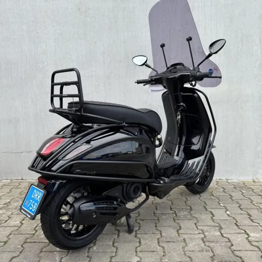 SOLD Vespa Sprint Glans Zwart DRR-75-B