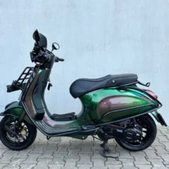 SOLD Vespa Sprint Green to Purple FHS-92-Z