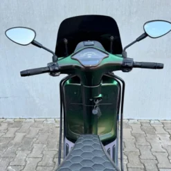 SOLD Vespa Sprint Green to Purple FHS-92-Z