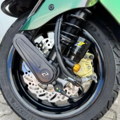 SOLD Vespa Sprint Green to Purple FHS-92-Z
