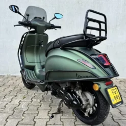 SOLD Vespa Sprint Mat Groen FGT-99-X