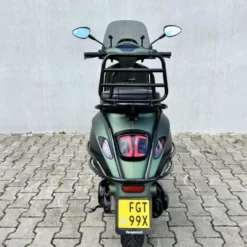 SOLD Vespa Sprint Mat Groen FGT-99-X