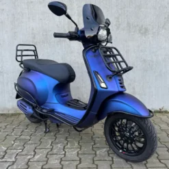 SOLD VESPA Sprint Opaco Galaxy Blue Chameleon DVH-90-D