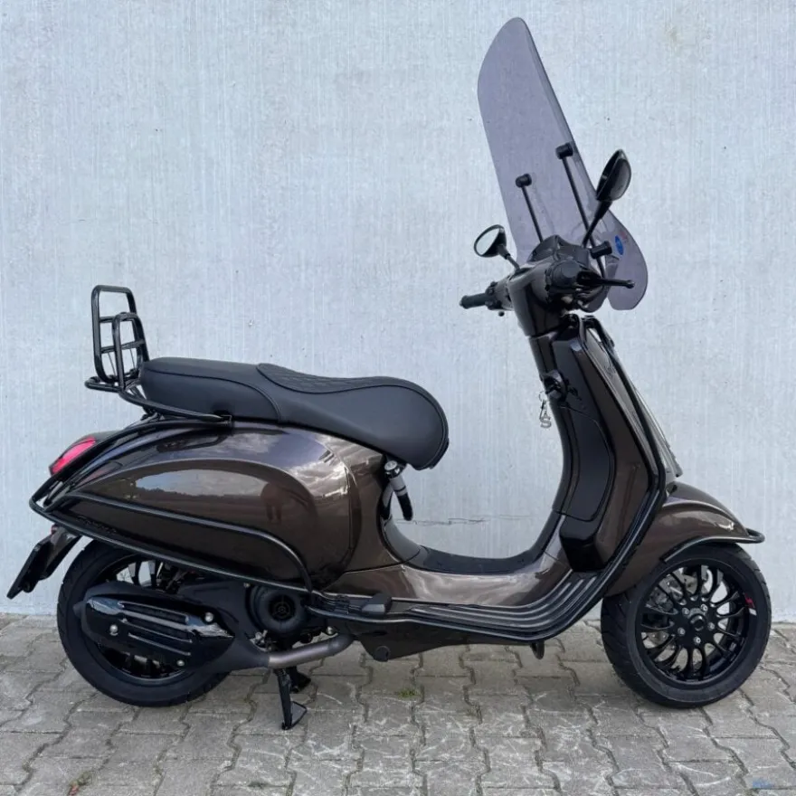 SOLD Vespa Sprint Porsche Brown FGZ-09-L