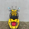 SOLD Vespa Sprint Sport Mat Geel DRS-60-F