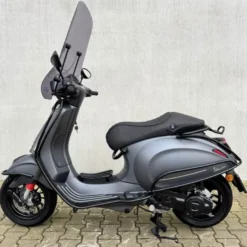 SOLD Vespa Sprint Sport Mat Grijs DTB-60-L
