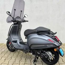 SOLD Vespa Sprint Sport Mat Grijs DTB-60-L