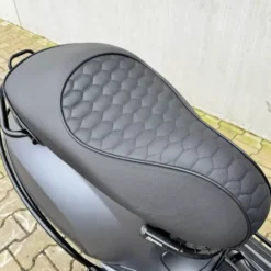 SOLD Vespa Sprint Sport Mat Grijs DTB-60-L