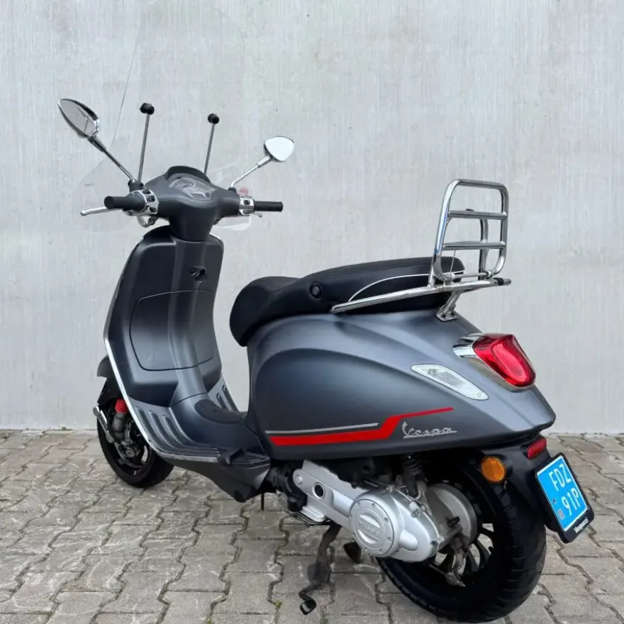 SOLD Vespa Sprint Sport Mat Grijs FDZ-91-P