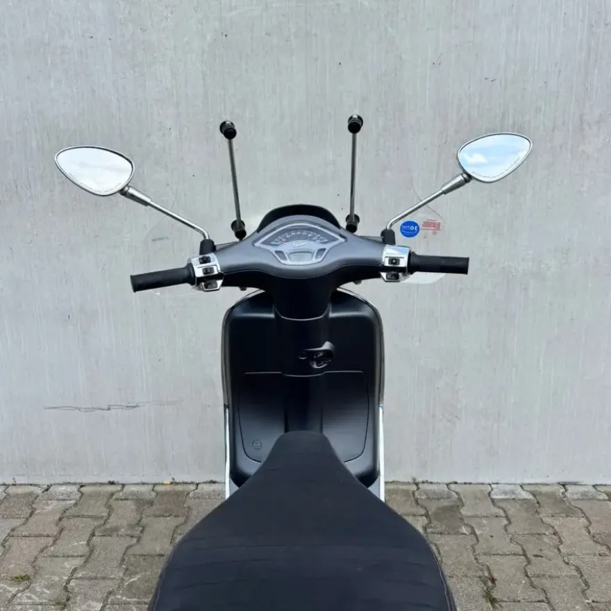 SOLD Vespa Sprint Sport Mat Grijs FDZ-91-P