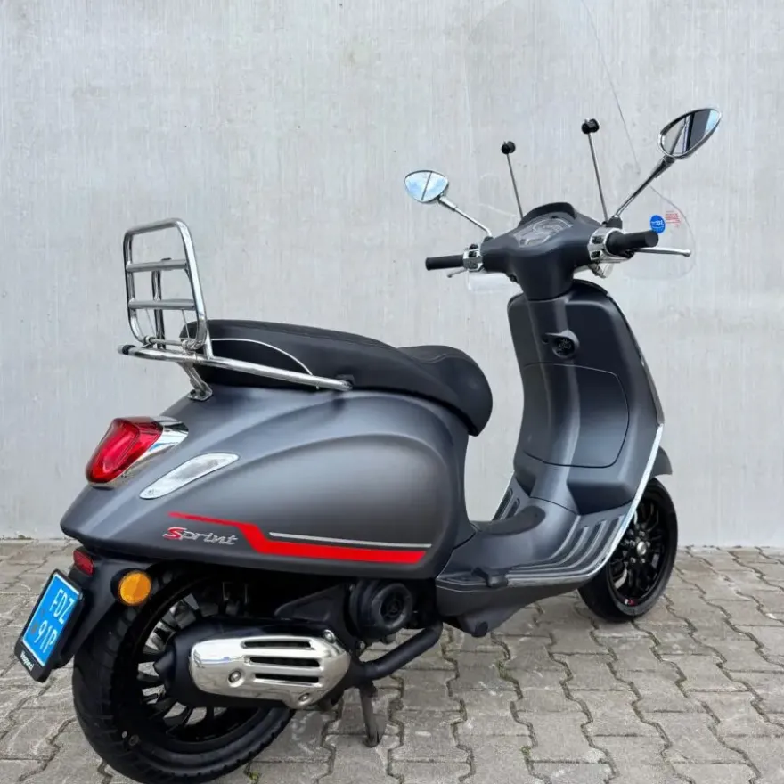 SOLD Vespa Sprint Sport Mat Grijs FDZ-91-P