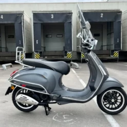 SOLD Vespa Sprint Sport Mat Grijs DLF-81-G