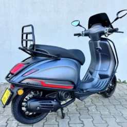 SOLD Vespa Sprint Sport Mat Grijs FFG-62-L