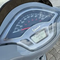 SOLD Vespa Sprint Sport Nardo Grey DTH-85-H