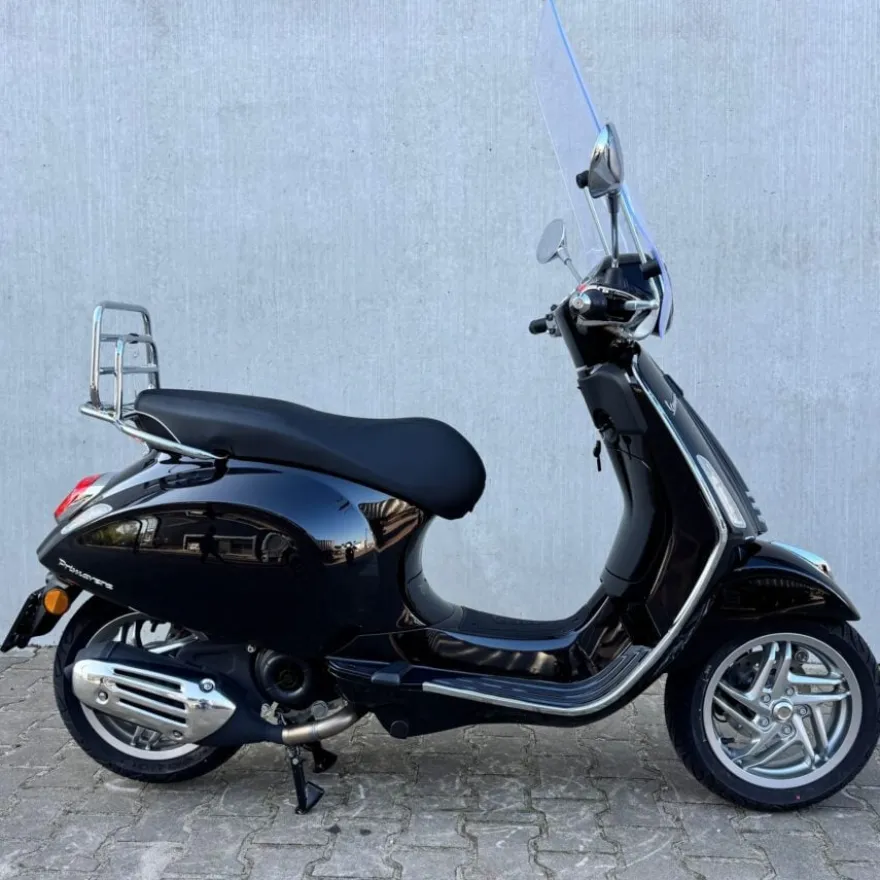 Vespa Primavera Facelift 2026 – Nero Convinto