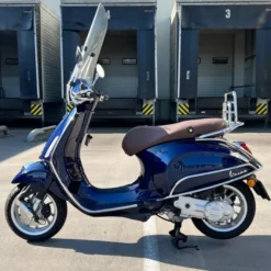 Vespa Primavera Glans Blauw 2024