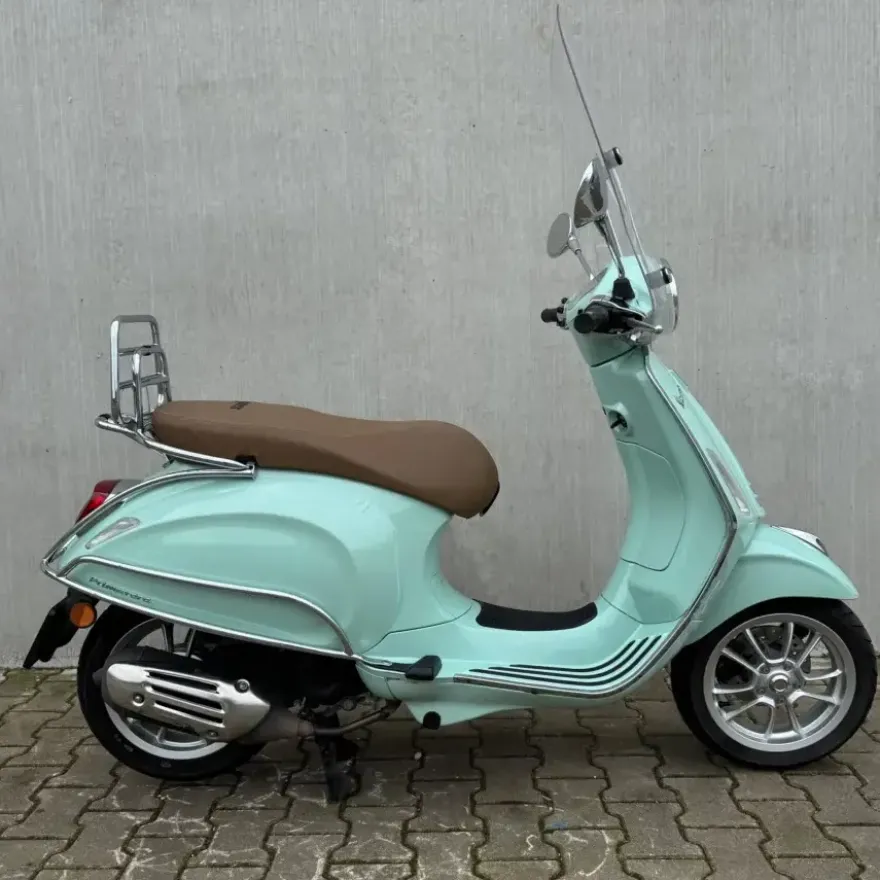 Vespa Primavera Mint Groen DTK-71-T