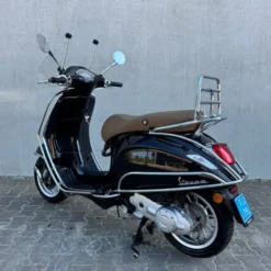 Vespa Primavera Nero Convinto FJJ-79-L