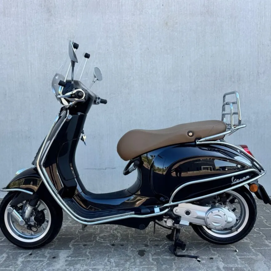 Vespa Primavera Nero Convinto FJJ-79-L