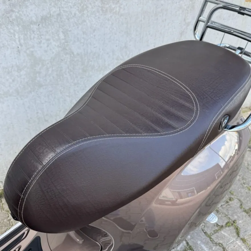 Vespa Primavera Touring Marrone DHG-65-F