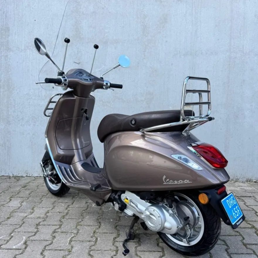 Vespa Primavera Touring Marrone DHG-65-F