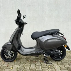 Vespa Sprint Agaath Grijs 2026 SUPERDEAL